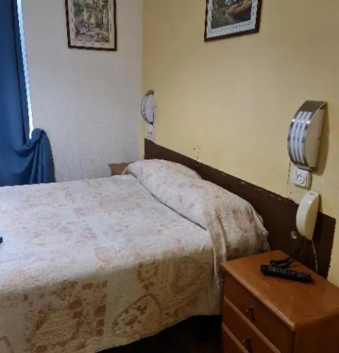 Gasthof Pensao Residencial Flor Dos Cavaleiros