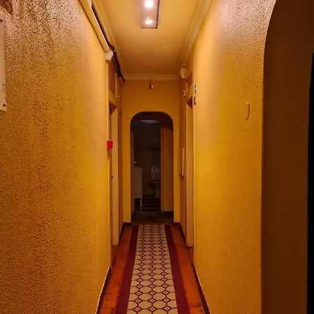 Gasthuis Pensao Residencial Flor Dos Cavaleiros Lissabon