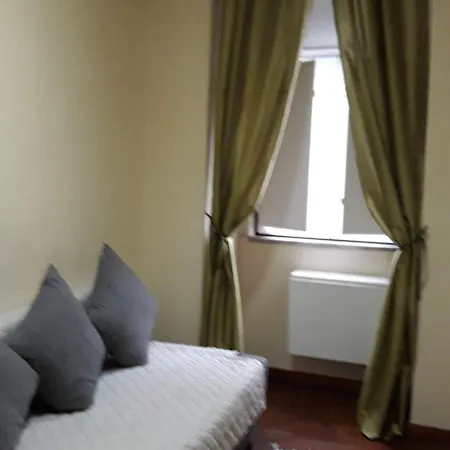 Pensao Residencial Flor Dos Cavaleiros Gæstehus Lisboa