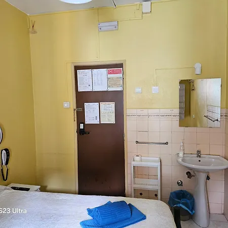Pensao Residencial Flor Dos Cavaleiros Gasthuis 2*