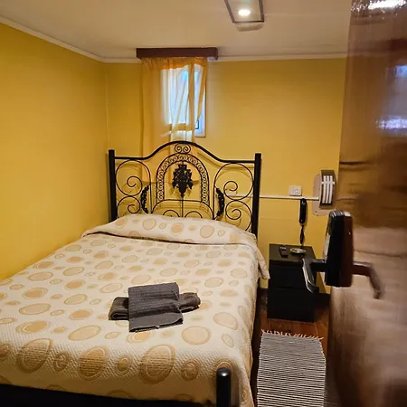 Pensao Residencial Flor Dos Cavaleiros Gæstehus 2*