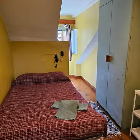 Pensao Residencial Flor Dos Cavaleiros Gæstehus Lisboa