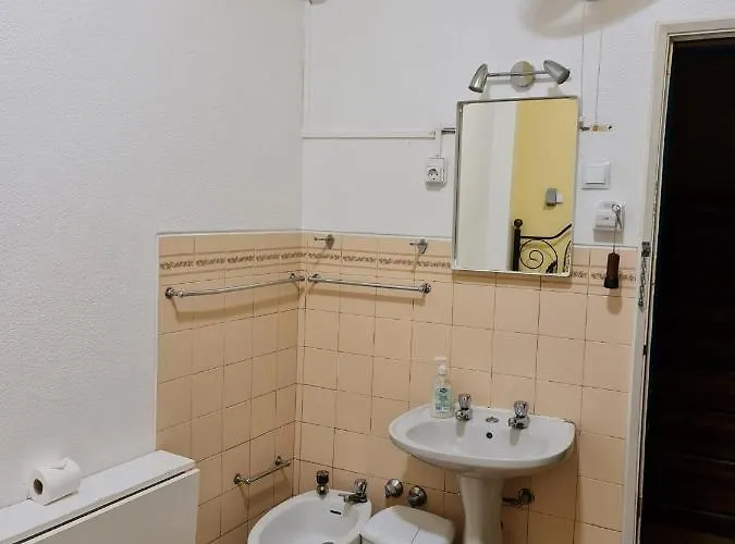 Pensao Residencial Flor Dos Cavaleiros Lisbon