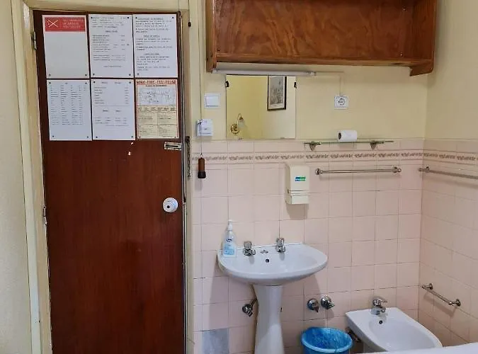 Pensionat Pensao Residencial Flor Dos Cavaleiros Lisboa