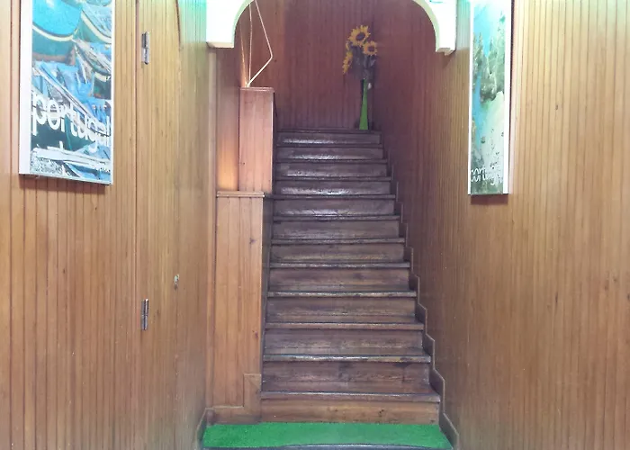 Pensao Residencial Flor Dos Cavaleiros Pensión