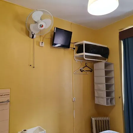 Guest house Pensao Residencial Flor Dos Cavaleiros Lisbon