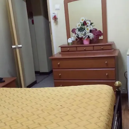 Guest house Pensao Residencial Flor Dos Cavaleiros