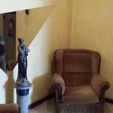 Pensao Residencial Flor Dos Cavaleiros Guest house