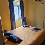 Guest house Pensao Residencial Flor Dos Cavaleiros 2*