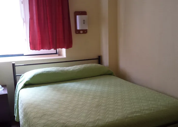 Pensao Residencial Flor Dos Cavaleiros ליסבון