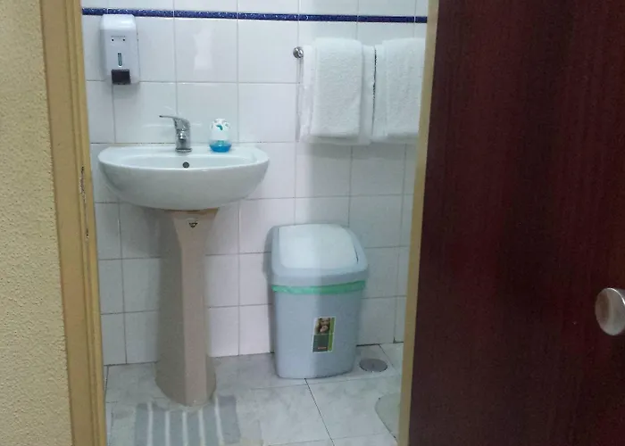 Pensao Residencial Flor Dos Cavaleiros Penzion 2*