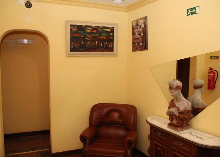 Pensao Residencial Flor Dos Cavaleiros 2* ליסבון